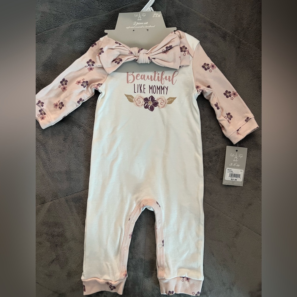 Baby Clothes - Picture 2 of 2